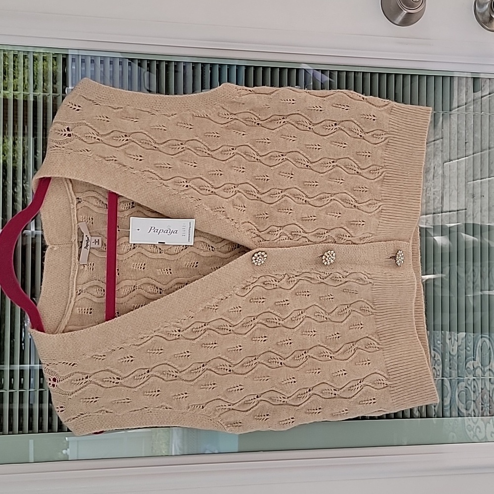 Papaya Sweater Vest V Neck Button Front Tan Sz L NWT